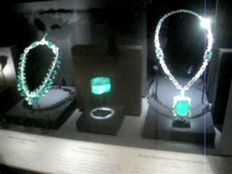 Gems at the Smithsonian Museum of Natural History - YouTube