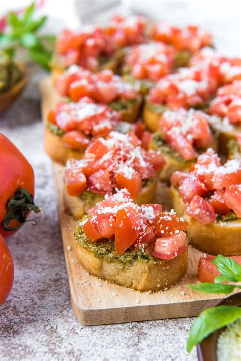 Easy Pesto Bruschetta Appetizer Recipe | YellowBlissRoad.com