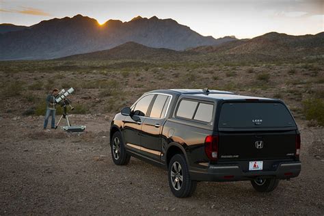 2017 Honda Ridgeline Camper Shells & Tonneau Covers | Phoenix AZ 85019 | Honda ridgeline, Camper ...