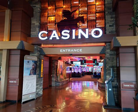 7 Lucky Reasons to Visit Coeur d'Alene Casino Resort - Travel Dreams ...