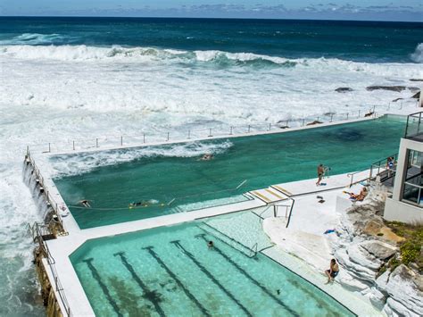 Bondi Icebergs Pool 🏊 Sydney, AU 🇦🇺 | Story | Hero Traveler