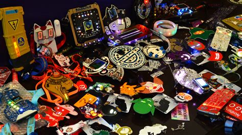 All The Badges Of DEF CON 26 (vol 3) | Hackaday