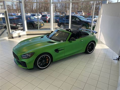 AMG GT R Roadster in Green Hell Magno - MBWorld.org Forums