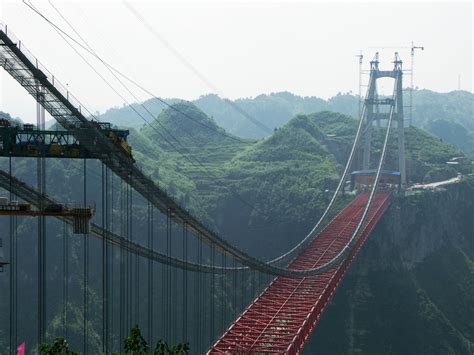 Great photos of the Aizhai Suspension Bridge in China | BOOMSbeat