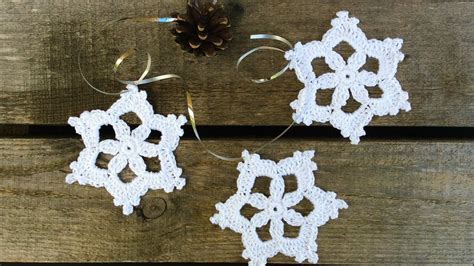 KristinesCrochets : Easy Crochet Dainty Snowflake Ornament Free Pattern