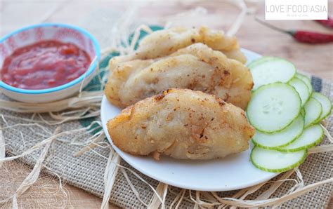 Vietnamese Crispy Dumplings (Bánh gối)