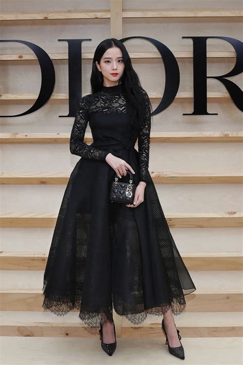 Best Dressed Celebs at Dior Seoul Show: Jisoo | Hypebae