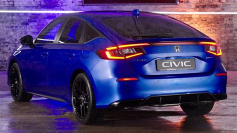 New HONDA CIVIC Sport 2023 - FIRST LOOK, exterior & specs - YouTube