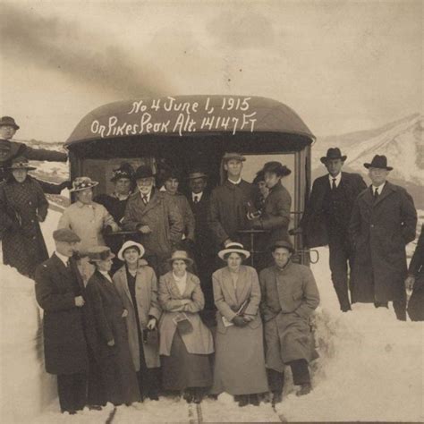 12 Nostalgic Photos Of The Pikes Peak Cog Railway In Colorado | Colorado railroad, Denver ...