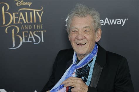 Ian McKellen open to reprising Gandalf in 'Lord of the Rings' series ...