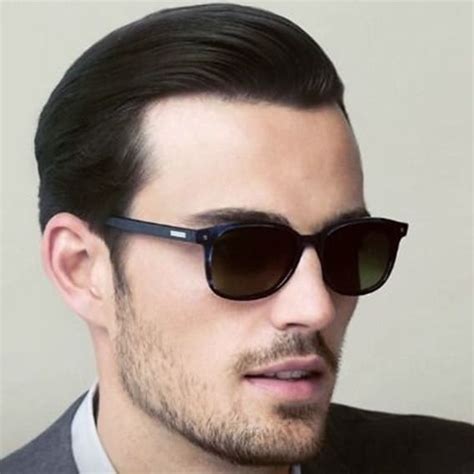 10 Preppy Haircuts for Men to Look Well-Maintained