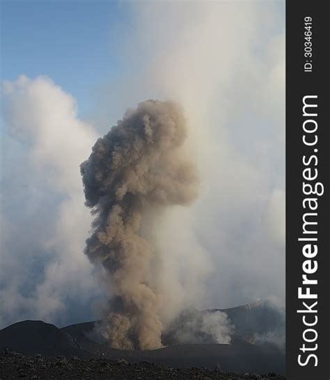 1+ Strombolian eruption Free Stock Photos - StockFreeImages