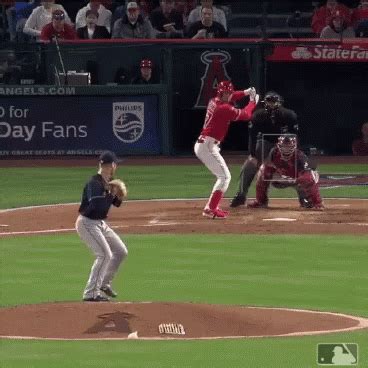 Ohtani Home Run GIF - Ohtani HomeRun Baseball - Discover & Share GIFs