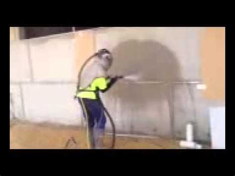 Sandblasting of concrete walls - YouTube