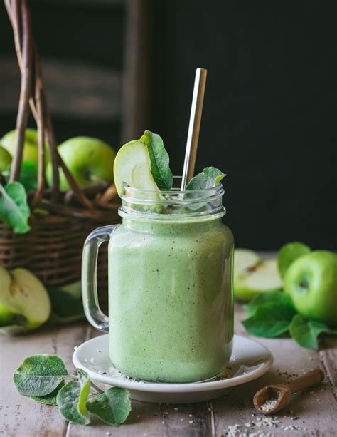 Green Apple Smoothie / Raw & Vegan — Carol's Vegan Kitchen