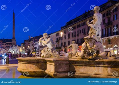 Piazza Navona by night stock image. Image of roma, europe - 38075133