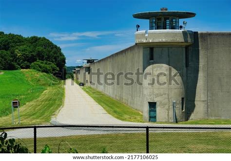 4 Green Haven Correctional Images, Stock Photos & Vectors | Shutterstock