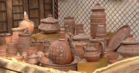 The Family From Kutch Keeping the Dying Craft of Khavda Pottery Alive