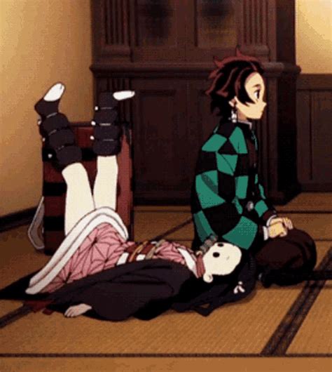 Nezuko Tanjirou Gif Nezuko Tanjirou Nezukoandtanjirou