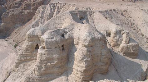 A Brief Introduction to Qumran and the Dead Sea Scrolls