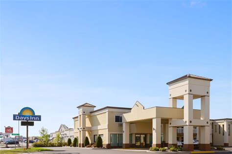 Days Inn by Wyndham Tonawanda/Buffalo | Tonawanda, NY Hotels