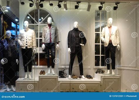 Man Clothing Boutique Shop Window Mannequins Stock Image - Image of client, gift: 137012201