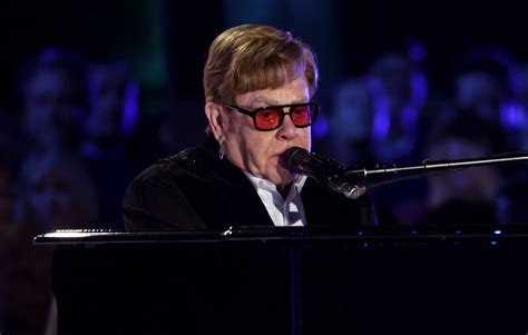 Elton John, Prince Harry and others sue Daily Mail publisher