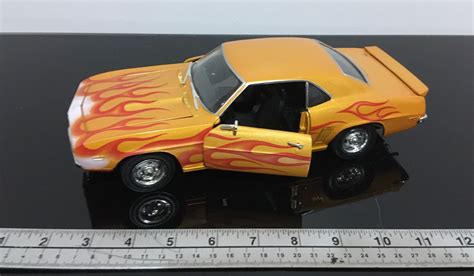 DIECAST CAMARO