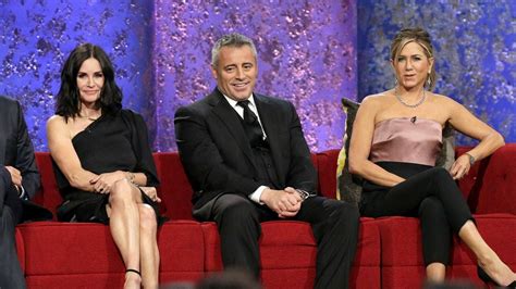 Jennifer Aniston, Courteney Cox, & Matt LeBlanc Have 'Friends' Reunion - Flipboard