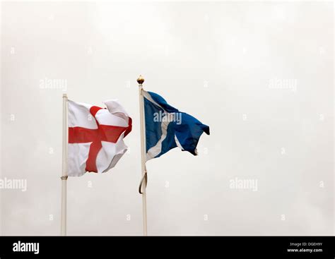 ENGLISH/SCOTTISH BORDER; NATIONAL FLAGS OF ENGLAND AND SCOTLAND AT ...