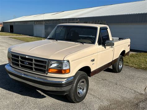 1993 Ford F-150 Flareside 117" WB 4WD for sale #295144 | Motorious