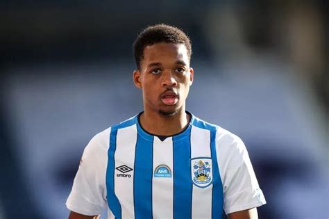 Chris Willock nearing permanent Championship transfer amid Huddersfield Town links - YorkshireLive