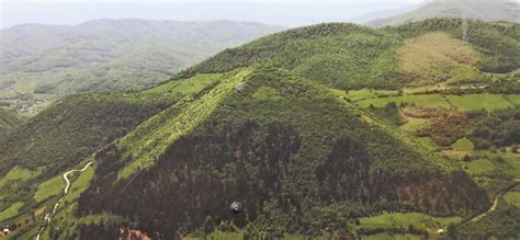 BOSNIAN PYRAMID VALLEY: THE MYSTERIOUS RAVNE TUNNELS - Living in ...