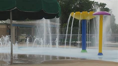 Coralville pools take safety precautions, as families are invited for open swim | KGAN