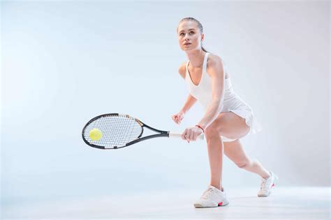 Best Tennis Backhand Tips for Beginners - The Tennis Mom