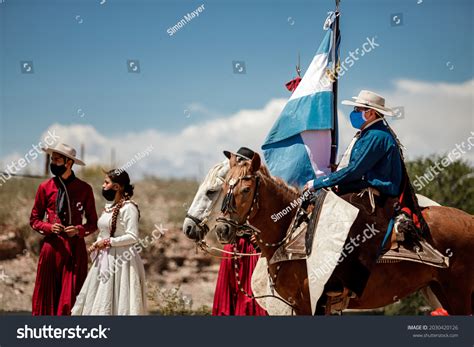 1,857 Traditional Costume Argentina Images, Stock Photos, 3D objects ...