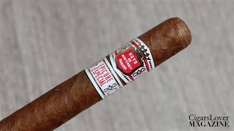 Hoyo de Monterrey Epicure Especial - CigarsLover Magazine