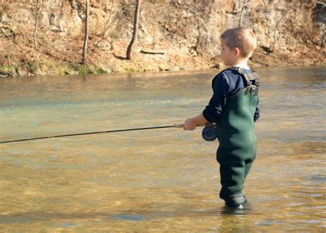 Fishing Waders for Kids: Best Kids Waders of 2019 | Fishmasters.com