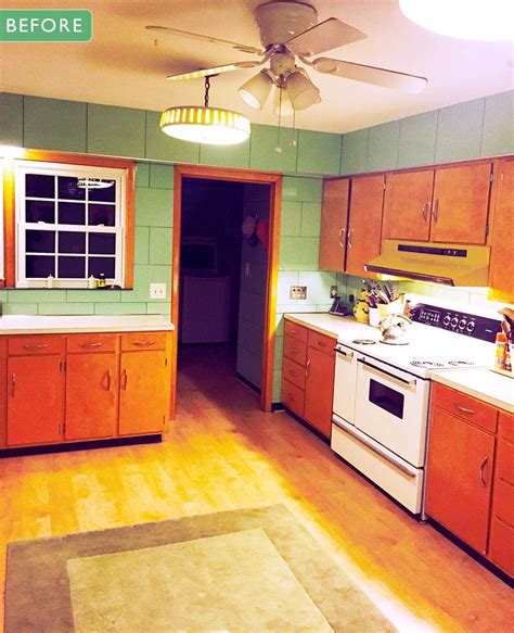 Ideas to decorate Alan's vintage green tile kitchen - Vitralite ooh la la! - Retro Renovation