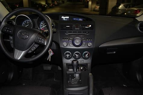 2012 Mazda MAZDA3 - Interior Pictures - CarGurus