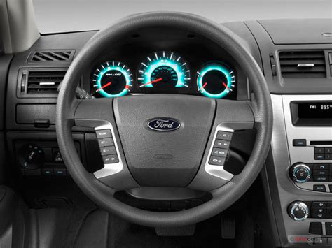 2010 Ford Fusion: 11 Interior Photos | U.S. News