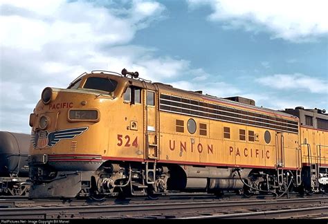 524 Union Pacific EMD F9(A) at Denver, Colorado by Bill Marvel ...