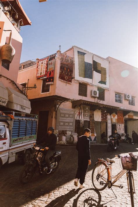 A Travel Guide to The Enchanting Red City of Marrakech — Finding Our ...