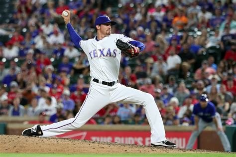 Texas Rangers: Pitcher Tanner Scheppers Elects Free Agency