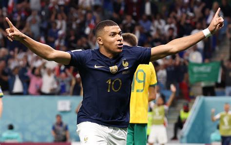 France vs Australia, World Cup 2022 result: Mbappe and Giroud put Aussies to the sword ...