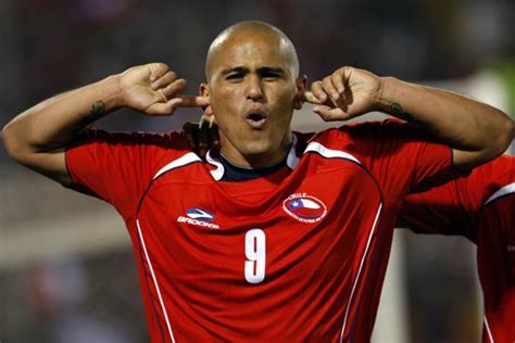 15 Greatest Chilean Footballers of All Time ~ SaluteSoccer