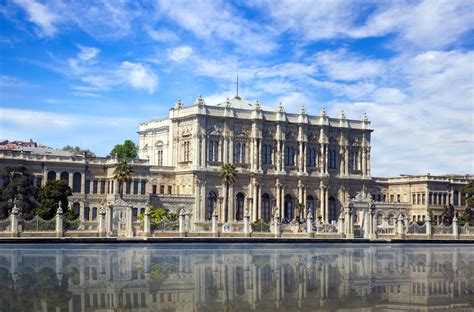 Dolmabahce Palace, Istanbul - Hours, Entrance Fee, Map and More