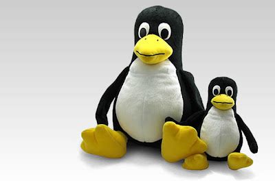 Tux, the Linux Penguin Plush Version:Cool Stuff Gadgetz