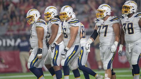 Chargers Offensive Line ‘Got Rolling Early’ in Preseason Opener