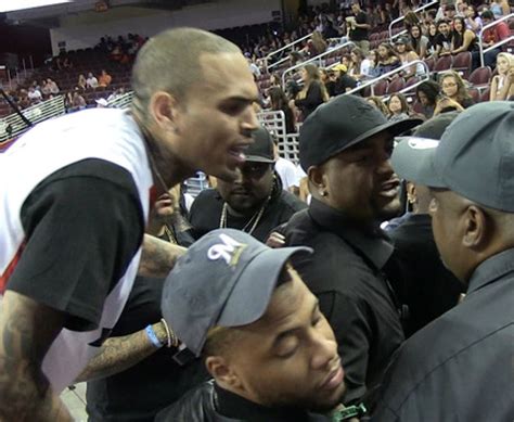 Cops Break Up Chris Brown & Fan Arguing at Bball Game (Video ...